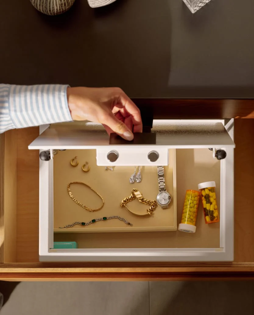 Open tray - Image 4
